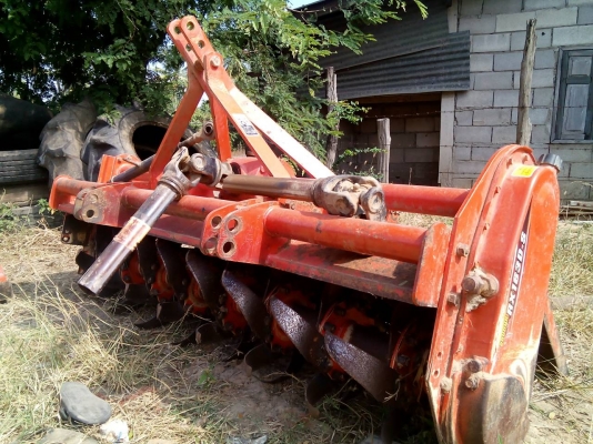 ขายรถไถคูโบต้า L3608 มีใบมีดดันโรตารี่พร้อมใช้งานครับ