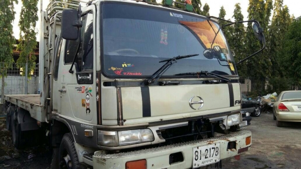 สิบล้อ ฮีโน่ FL3H 195เพาเดียว พื้นเรียน ยาว6.30ม สภาพดีเดิมๆพร้อมใช้ ทะเบียนพร้อมโอน สิบล้อ ฮีโน่ FL3H 195เพาเดียว พื้นเรียน ยาว6.30ม สภาพดีเดิมๆพร้อมใช้ ทะเบียนพร้อมโอน