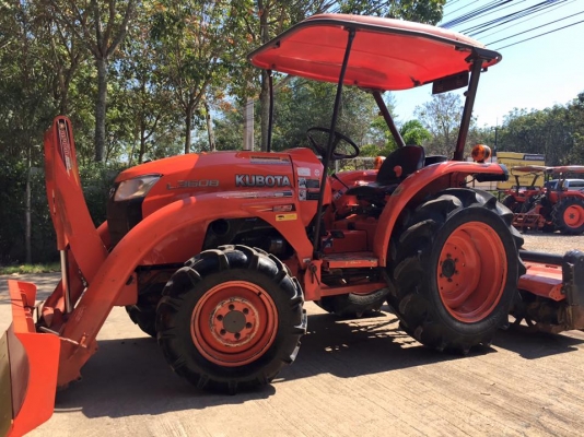 ขายรถไถ Kubota L3608(4WD) พร้อมใบมีดและโรตารี รถไร่ สีเดิม พร้อมใช้งาน ขายรถไถ Kubota L3608(4WD) พร้อมใบมีดและโรตารี รถไร่ สีเดิม พร้อมใช้งาน