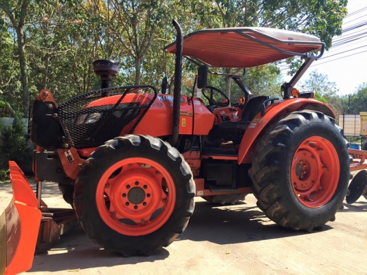 ขายรถไถ Kubota M7040 (4WD) พร้อมดันหน้า ผานบุกเบิกช้าง รถสวย พร้อมใช้งานครับ ขายรถไถ Kubota M7040 (4WD) พร้อมดันหน้า ผานบุกเบิกช้าง รถสวย พร้อมใช้งานครับ