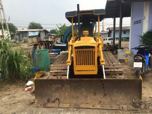 ขายD2-3 P สภาพสวย พร้อมใช้งาน เครื่องดีช่วงล่างดี ใบแทร็กเต็ม ราคาต่อรองได้