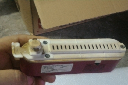 ชุดโครมไฟส่องงานโชว์ต่างๆ แบบใส่รางไฟ ตัวหลอดที่ให้มาเป็นไฟ 12 V. ขนาด 75 W. (ให้ 9 ชุดเลย)