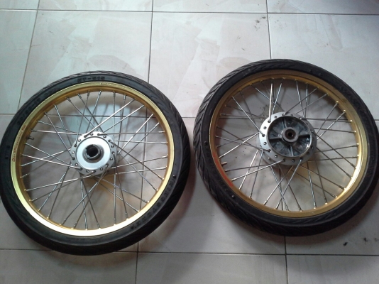 ล้อ+ท่อ wave 125i(วาฬ) ล้อ+ท่อ wave 125i(วาฬ)