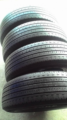 205/70R15 BRIDGESTONE DURAVIS R611 ชุด 4 เส้น  tel.081-427-3941 ไอดีไลน์ autobot107