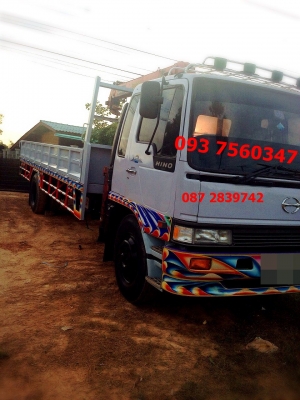 ขายรถบรรทุก 6 ล้อ ติดเครน UNIC 3 ตัน