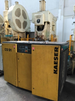 ขายปั้มลมสกรู 75 HP พร้อมถัง 2,000 ลิตร ของเยอรมัน สภาพดี ยังใหม่ พร้อมใช้งาน ขายปั้มลมสกรู 75 HP พร้อมถัง 2,000 ลิตร ของเยอรมัน สภาพดี ยังใหม่ พร้อมใช้งาน