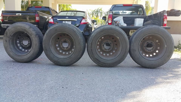 ขายกระทะล้อ รถกระบะ อีซูซุ ขอบ 15  6 รู  จำนวน 4 ล้อ