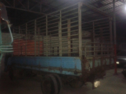 รถบรรทุกกระบะคาร์โก้ 6 ล้อ ยี่ห้ออีซูซุ รุ่น NKR