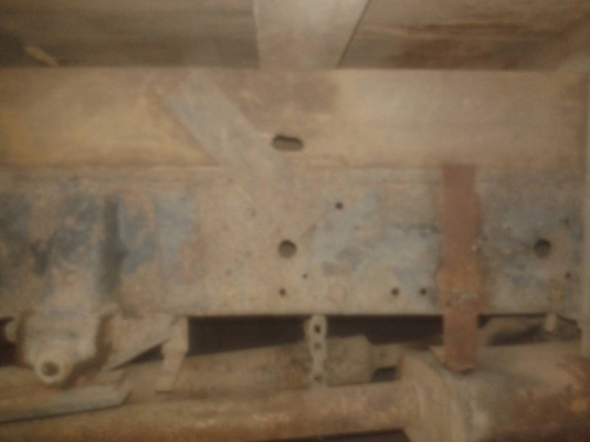 รถบรรทุกกระบะคาร์โก้ 6 ล้อ ยี่ห้ออีซูซุ รุ่น NKR