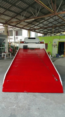 รถสไลค์ ยี่ห้ออีซูซุ รุ่น NPR 150 แรงม้า ค่าทำทะเบียนมีค่าใช้จ่ายประมาณ 250,000 บาท