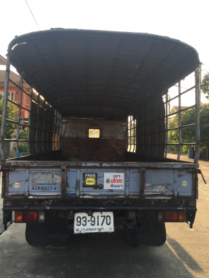 ขายด่วน รถ 6 ล้อ