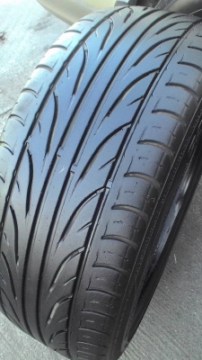 205/45R17 DEESTONE CARRERAS R702 ปี2013 ไม่มีปะ มี 1 เส้น tel.081-427-3941 ไอดีไลน์ autobot107
