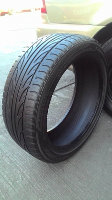 205/45R17 DEESTONE CARRERAS R702 ปี2013 ไม่มีปะ มี 1 เส้น tel.081-427-3941 ไอดีไลน์ autobot107