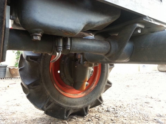 คูโบต้า B2420 4 WD พร้อมโรช้าง RX85B พร้อมยอยปั่น..ทำงาน 566 ชั่วโมง