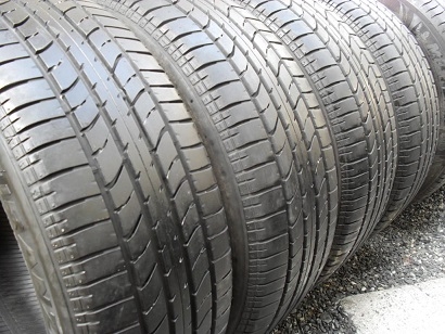 ขายยาง BRIDGESTONE ER30 ปี4013 (1ชุด) 205-55-16 ราคา 2,800 ขายยาง BRIDGESTONE ER30 ปี4013 (1ชุด) 205-55-16 ราคา 2,800