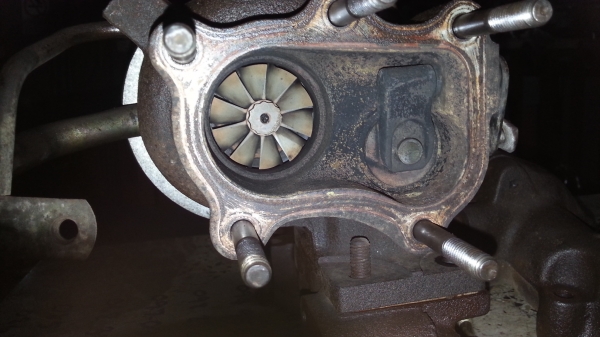 ขายเทอร์โบ nissan td27 ใส่ td23  td25  td27  bd25  bd30  pd32 ได้  6,500เก่าญี่ปุ่น