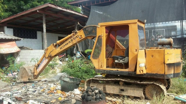 แม๊คโฮโคมัสสุ60-2 ใช้งานได้ปกติ แม๊คโฮโคมัสสุ60-2 ใช้งานได้ปกติ