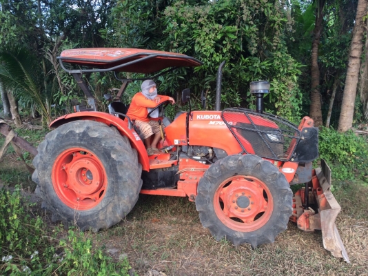 รถไถm7040. รถบ้านเดิมๆ