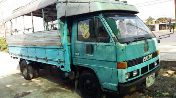 หกล้อ อีซูซุ NKR110เกียร์สั้น ช่วงยาว4.30ม สภาพดีสวยเดิมพร้อมใช้ ทะเบียนพร้อมโอน หกล้อ อีซูซุ NKR110เกียร์สั้น ช่วงยาว4.30ม สภาพดีสวยเดิมพร้อมใช้ ทะเบียนพร้อมโอน