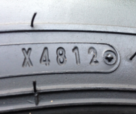 ยาง Dunlop 235 70 15 สิ้นปี12 ดอกเต็ม พร้อมใช้งานยาวๆ ราคาไม่แพง ยาง Dunlop 235 70 15 สิ้นปี12 ดอกเต็ม พร้อมใช้งานยาวๆ ราคาไม่แพง