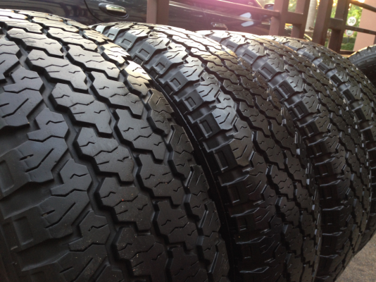 ยาง Dunlop 235 70 15 สิ้นปี12 ดอกเต็ม พร้อมใช้งานยาวๆ ราคาไม่แพง ยาง Dunlop 235 70 15 สิ้นปี12 ดอกเต็ม พร้อมใช้งานยาวๆ ราคาไม่แพง