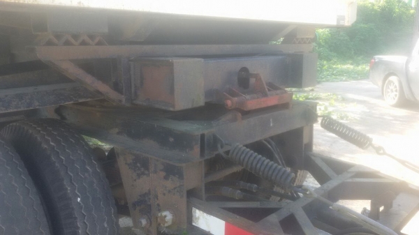 ขายหางพ่วง  สามมิต  2  เพลา. ปี 53.    สนใจติดต่อ  081 - 6079515