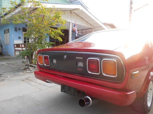 ขายมาสด้า 929 หน้าเบนซ์ 2 ประตู ขายมาสด้า 929 หน้าเบนซ์ 2 ประตู