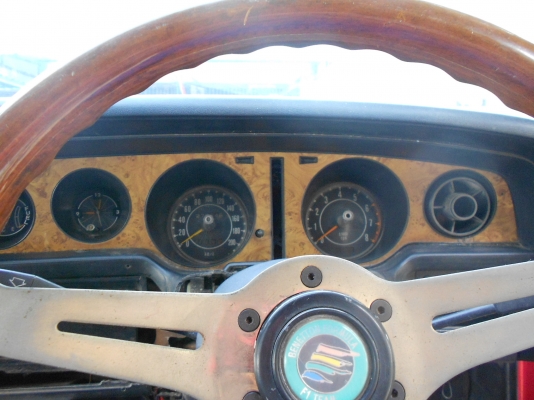 ขายมาสด้า 929 หน้าเบนซ์  2 ประตู