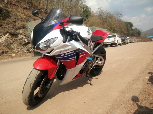 CBR929 ปี 2001 สเปคยุโรป แฟริ่งแต่ง CBR1000 ปี 08