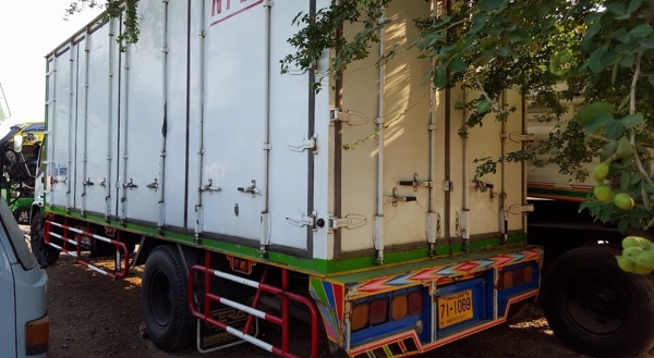 ISUZU FTR uro2 ปี48