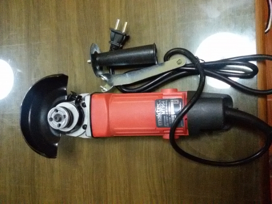 หินเจียรไฟฟ้า MAKTEC 4''