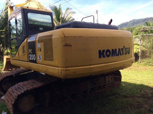 ขายรถแบคโฮ KOMATSU PC200-7 เอกสารใบแจ้งจำหน่าย 5200 ชม.ราคา 2200000
