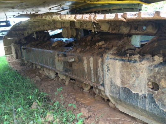 ขายรถแบคโฮ KOMATSU PC200-7 เอกสารใบแจ้งจำหน่าย 5200 ชม.ราคา 2200000