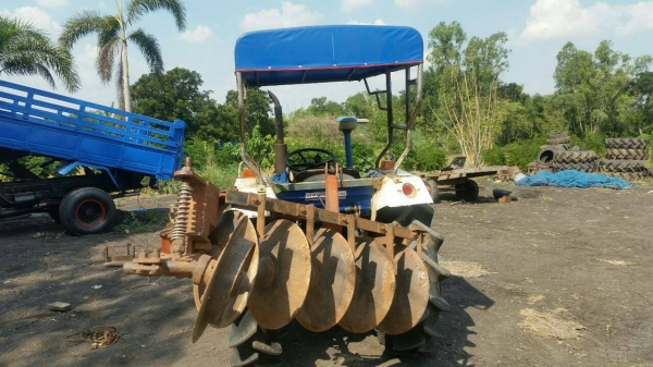 ขายรถไถนา ขายรถไถนา