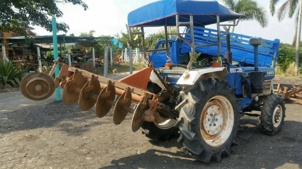 ขายรถไถนา ขายรถไถนา