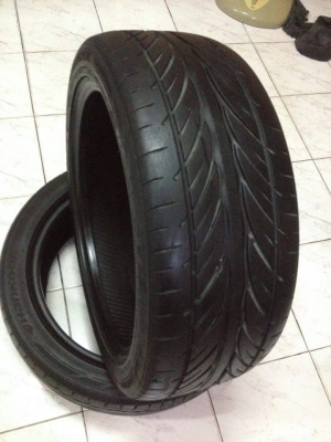 ขายยาง hankook V12 215 45 17 ปี13 ดอกหนาสภาพสวยไม่บวมไม่ปะไม่มีแตกลายงา 1คู่ ราคา1900บาท โทร0924462525โส กทม ขายยาง hankook V12 215 45 17 ปี13 ดอกหนาสภาพสวยไม่บวมไม่ปะไม่มีแตกลายงา 1คู่ ราคา1900บาท โทร0924462525โส กทม