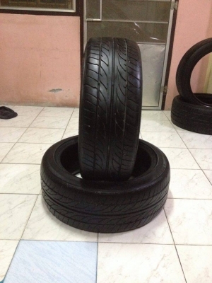 ขายยาง dunlop LM703 215 45 17 ปี13 ดอกหนาสภาพสวยไม่บวมไม่ปะไม่มีแตกลายงา 1คู่ ราคา1900บาท โทร0924462525โส กทม