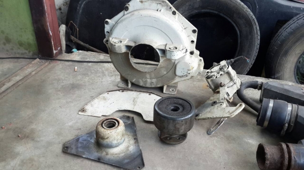 อุปกรณ์เครื่องv8 หม้อน้ำ สำหรับเรือ