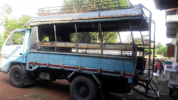 สี่ล้อ NKR 88ห้างแท้ ยกหัวได้ มีหลังคาโดยสาร ช่วงยาว 3.20ม สภาพดีสวยบางเดิมๆ มีหลังคาโดนสาร ทะเบียนพร้อมโอน สี่ล้อ NKR 88ห้างแท้ ยกหัวได้ มีหลังคาโดยสาร ช่วงยาว 3.20ม สภาพดีสวยบางเดิมๆ มีหลังคาโดนสาร ทะเบียนพร้อมโอน