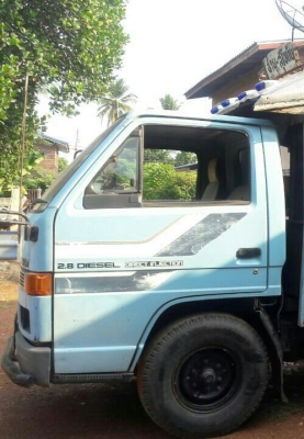 สี่ล้อ NKR 88ห้างแท้ ยกหัวได้ มีหลังคาโดยสาร ช่วงยาว 3.20ม สภาพดีสวยบางเดิมๆ มีหลังคาโดนสาร ทะเบียนพร้อมโอน สี่ล้อ NKR 88ห้างแท้ ยกหัวได้ มีหลังคาโดยสาร ช่วงยาว 3.20ม สภาพดีสวยบางเดิมๆ มีหลังคาโดนสาร ทะเบียนพร้อมโอน