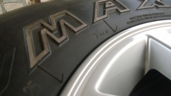 ขายแม็กพร้อมยาง วีโก้ พรีรันเนอร์ สภาพสวยเดิมคับ มีน็อตล้อตรงรุ่นให้ เฉพาะยางก็คุ้มแล้วคับ ขายแม็กพร้อมยาง วีโก้ พรีรันเนอร์ สภาพสวยเดิมคับ มีน็อตล้อตรงรุ่นให้ เฉพาะยางก็คุ้มแล้วคับ