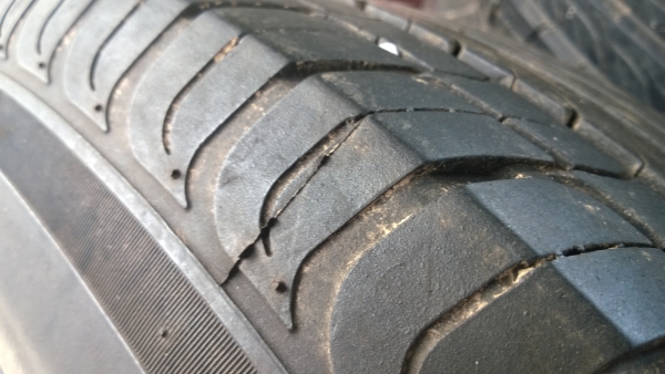 ขายแม็กพร้อมยาง วีโก้ พรีรันเนอร์ สภาพสวยเดิมคับ มีน็อตล้อตรงรุ่นให้ เฉพาะยางก็คุ้มแล้วคับ ขายแม็กพร้อมยาง วีโก้ พรีรันเนอร์ สภาพสวยเดิมคับ มีน็อตล้อตรงรุ่นให้ เฉพาะยางก็คุ้มแล้วคับ