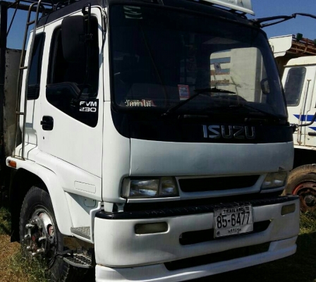 หกล้อ อีซูซุ DEGA195ปี45 แอร์ ทิฟฟี พ.เวอร์ พื้นเรียบ ยาว7.20ม สภาพดีพร้อมใช้ ทะเบียนพร้อมโอน