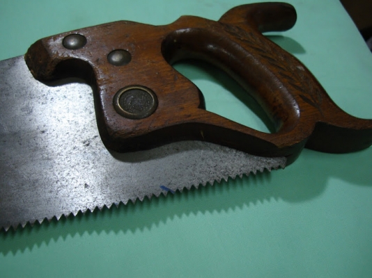 ขายเลื่อยลันดางานเก่า 24"DISSTON MADE IN USA. ขายเลื่อยลันดางานเก่า 24"DISSTON MADE IN USA.