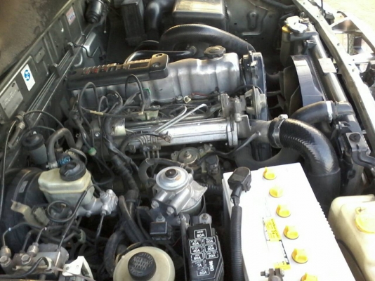 4x4แค๊ปเปิดได้2500ccเดิมๆบางๆเกียโฟวใช้ได้ยางใหม่