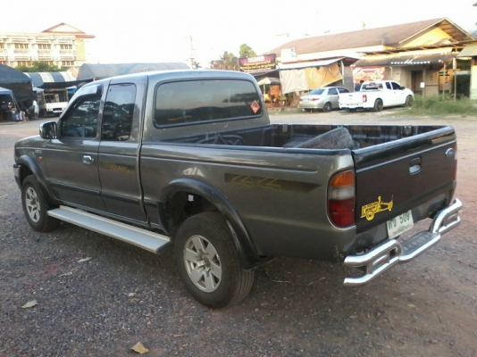 4x4แค๊ปเปิดได้2500ccเดิมๆบางๆเกียโฟวใช้ได้ยางใหม่