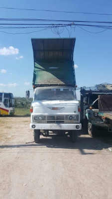 รถหกล้อดั้ม KM 310  เครื่อง 6 สูบ