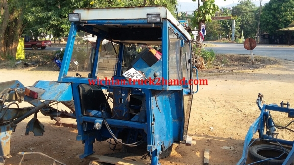 ขายถอดอะไหล่ ตู้เก๋งรถไถทุกชิ้น หลังคา กระจกหน้าหลัง กระจกประตู โช๊กประตู ไฟหน้าหลัง สวิทต่างๆ บังโคลน เบาะนั่ง