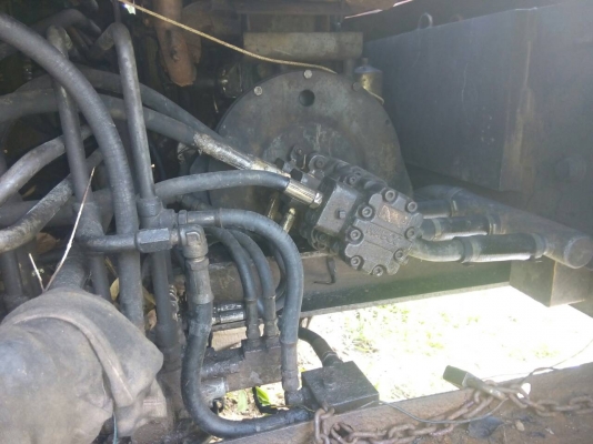 ขายรถแบคโฮ HITACHI UH60-1 ราคา 250000