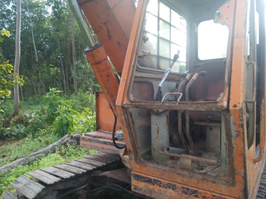 ขายรถแบคโฮ HITACHI UH60-1 ราคา 250000